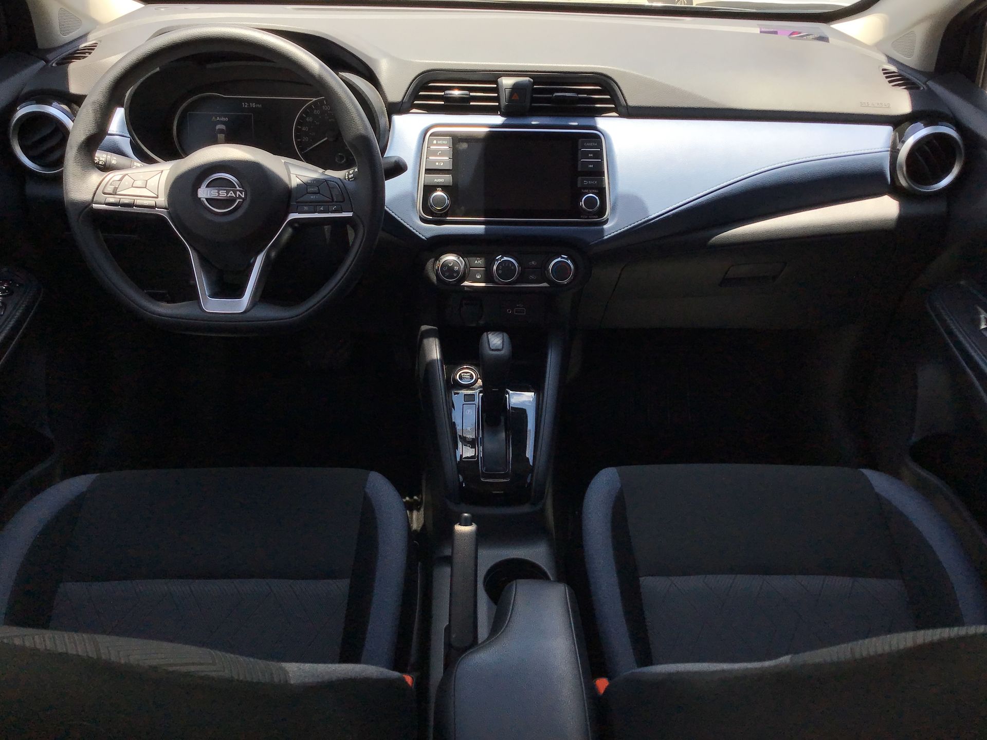 2024 Nissan Versa 4p Advance L4/1.6 Aut