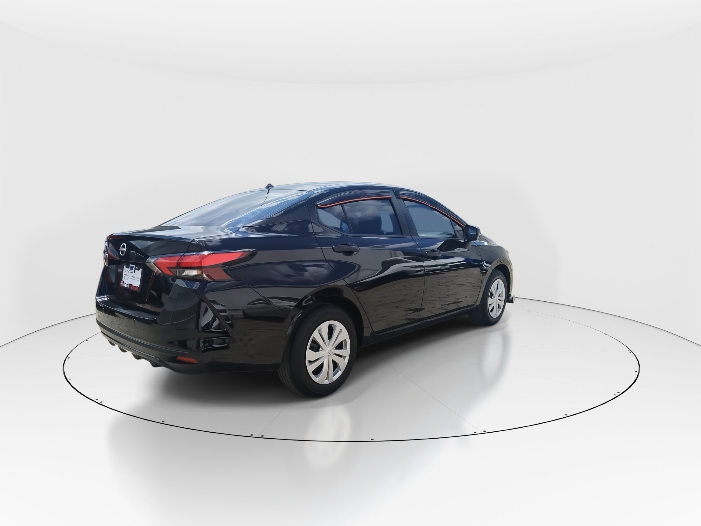 2025 Nissan Versa 4p Sense L4/1.6 Man