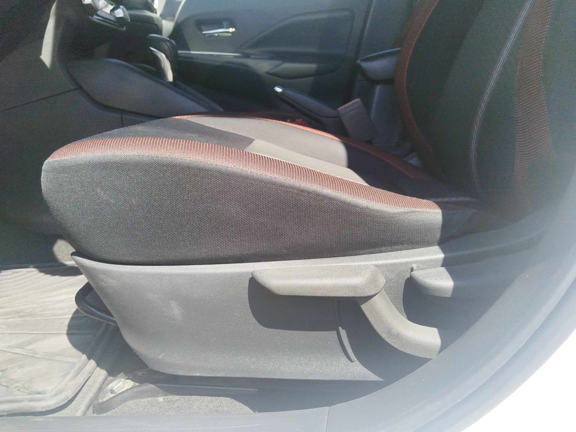 2023 Nissan Versa 4p SR L4/1.6 Aut