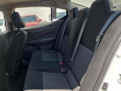 2023 Nissan Versa 4p Sense L4/1.6 Man