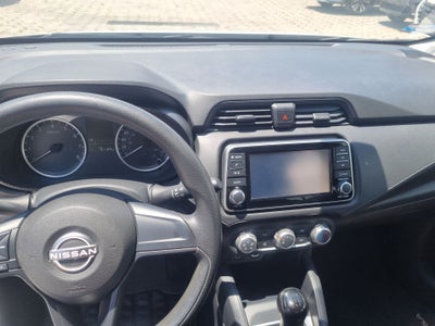 2023 Nissan Versa 4p Sense L4/1.6 Man
