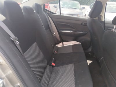 2024 Nissan Versa 4p Sense L4/1.6 Man