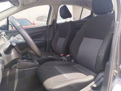 2024 Nissan Versa 4p Sense L4/1.6 Man