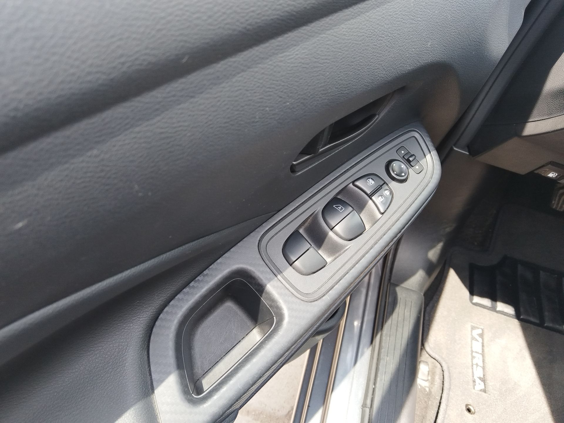 2024 Nissan Versa 4p Sense L4/1.6 Man