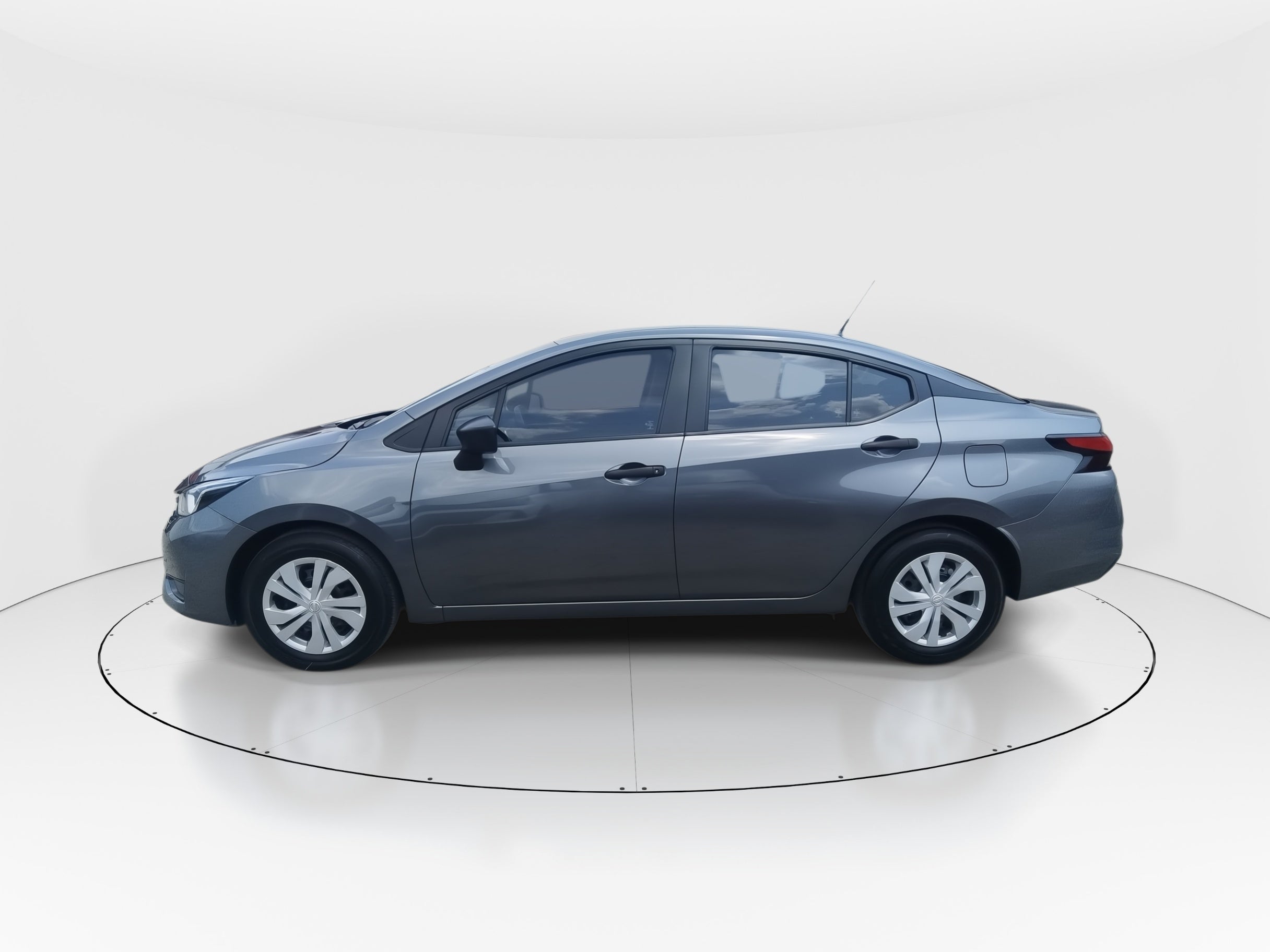 2024 Nissan Versa 4p Sense L4/1.6 Man