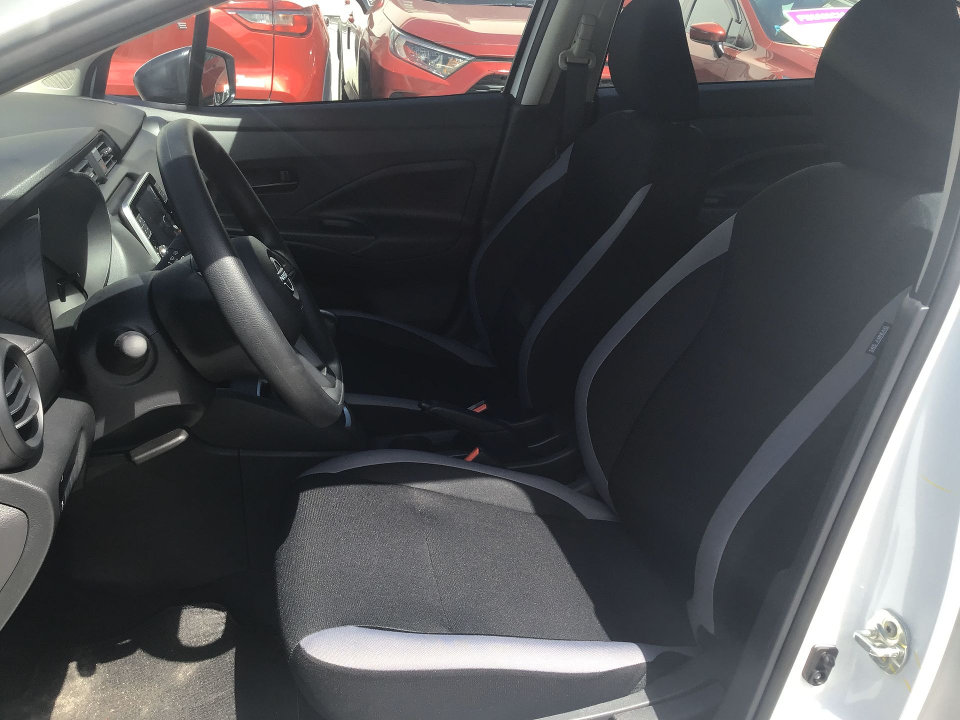 2026 Nissan Versa 4p Sense Base L4/1.6 Man
