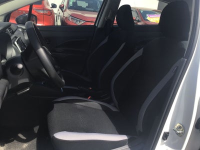 2026 Nissan Versa 4p Sense Base L4/1.6 Man