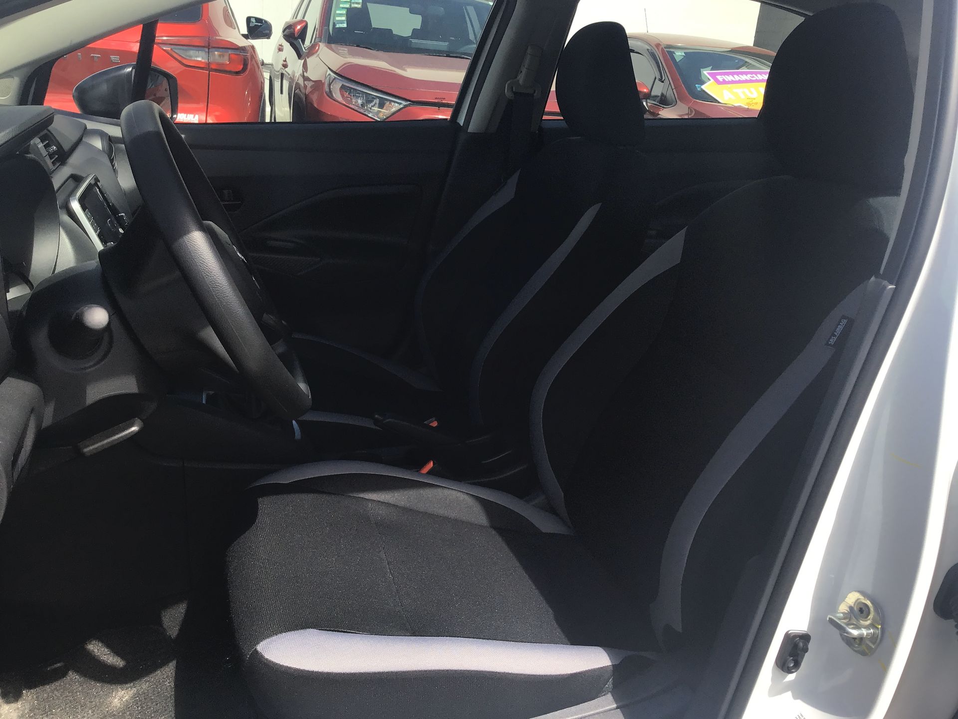 2026 Nissan Versa 4p Sense Base L4/1.6 Man