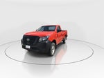 2025 Nissan Pick Up NP300 2p L4/2.5 Man A/A