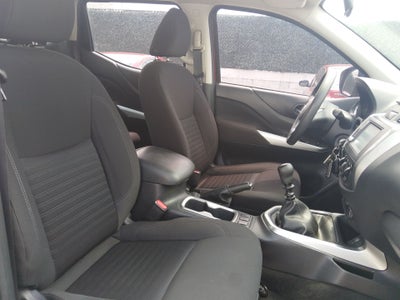 2023 Nissan Frontier 4p LE L4/2.5 Man