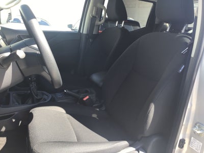 2026 Nissan Frontier 4p SE L4/2.5 Man
