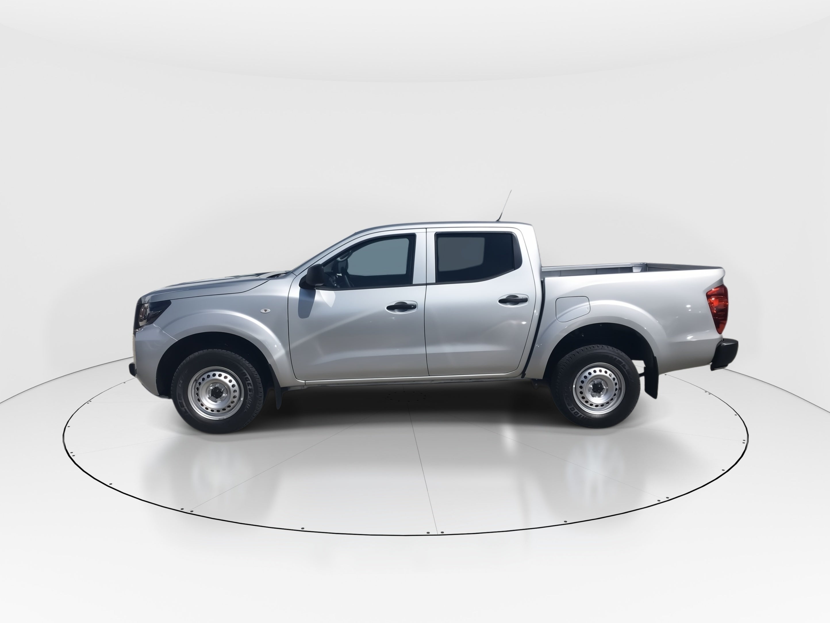 2026 Nissan Frontier 4p SE L4/2.5 Man