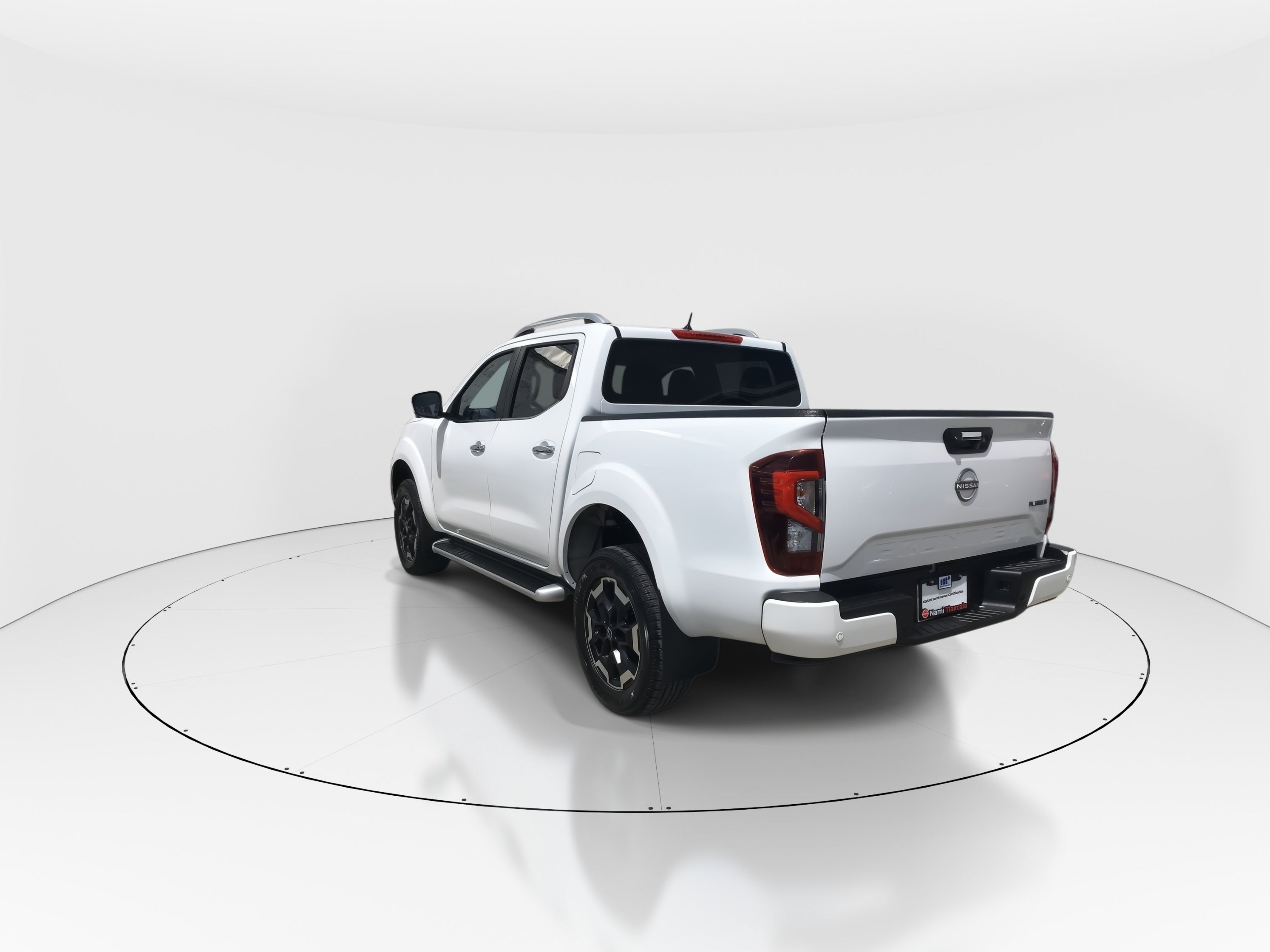 2025 Nissan Frontier 4p Platinum LE L4/2.5 Aut