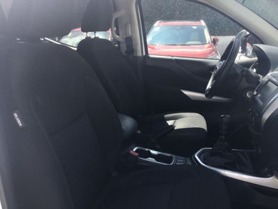 2024 Nissan Frontier 4p LE L4/2.5 Man