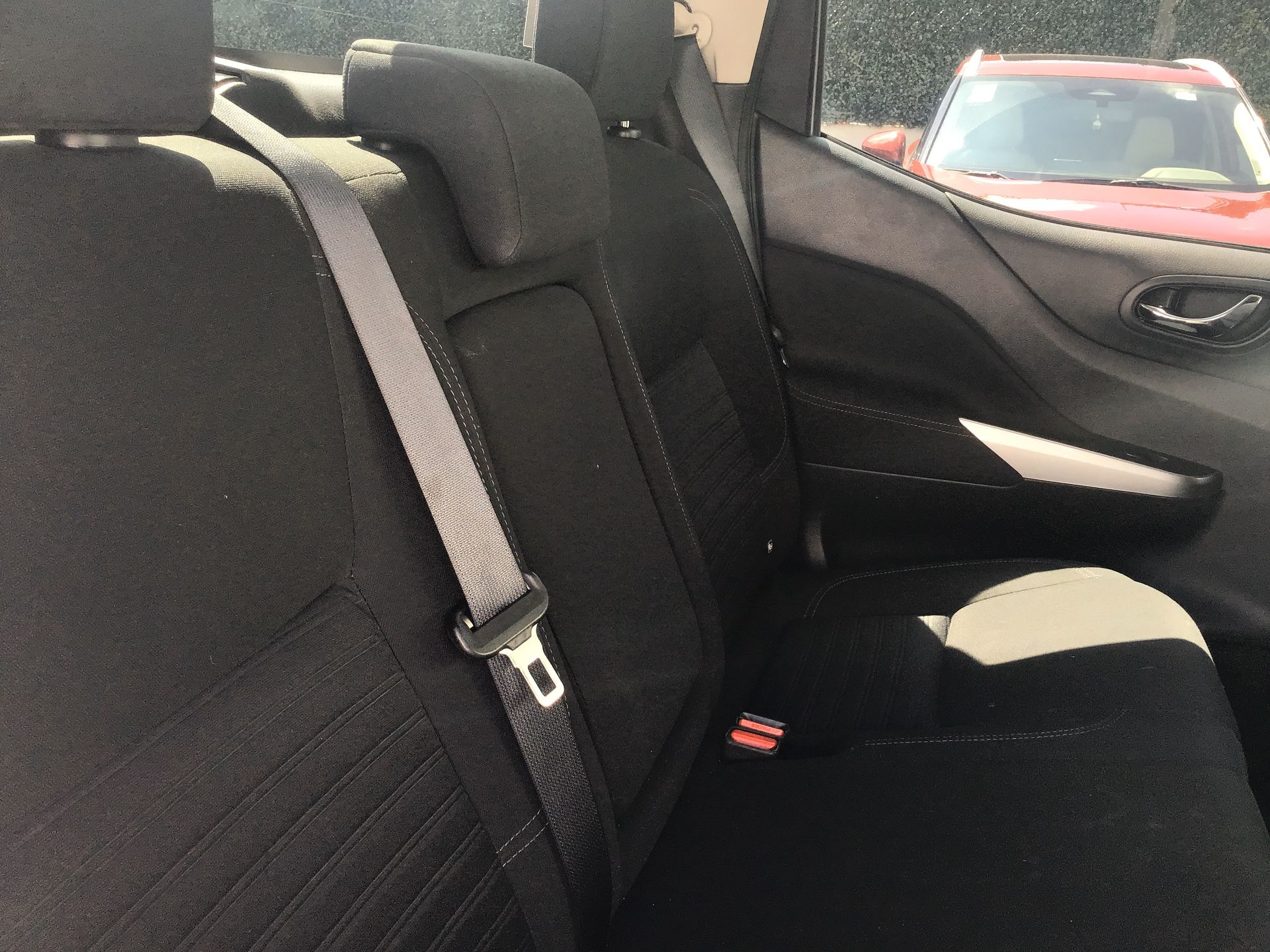 2024 Nissan Frontier 4p LE L4/2.5 Man