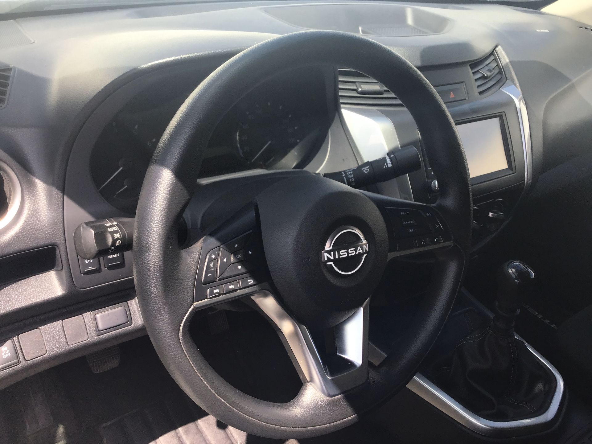 2024 Nissan Frontier 4p LE L4/2.5 Man
