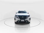 2024 Nissan Frontier 4p LE L4/2.5 Man