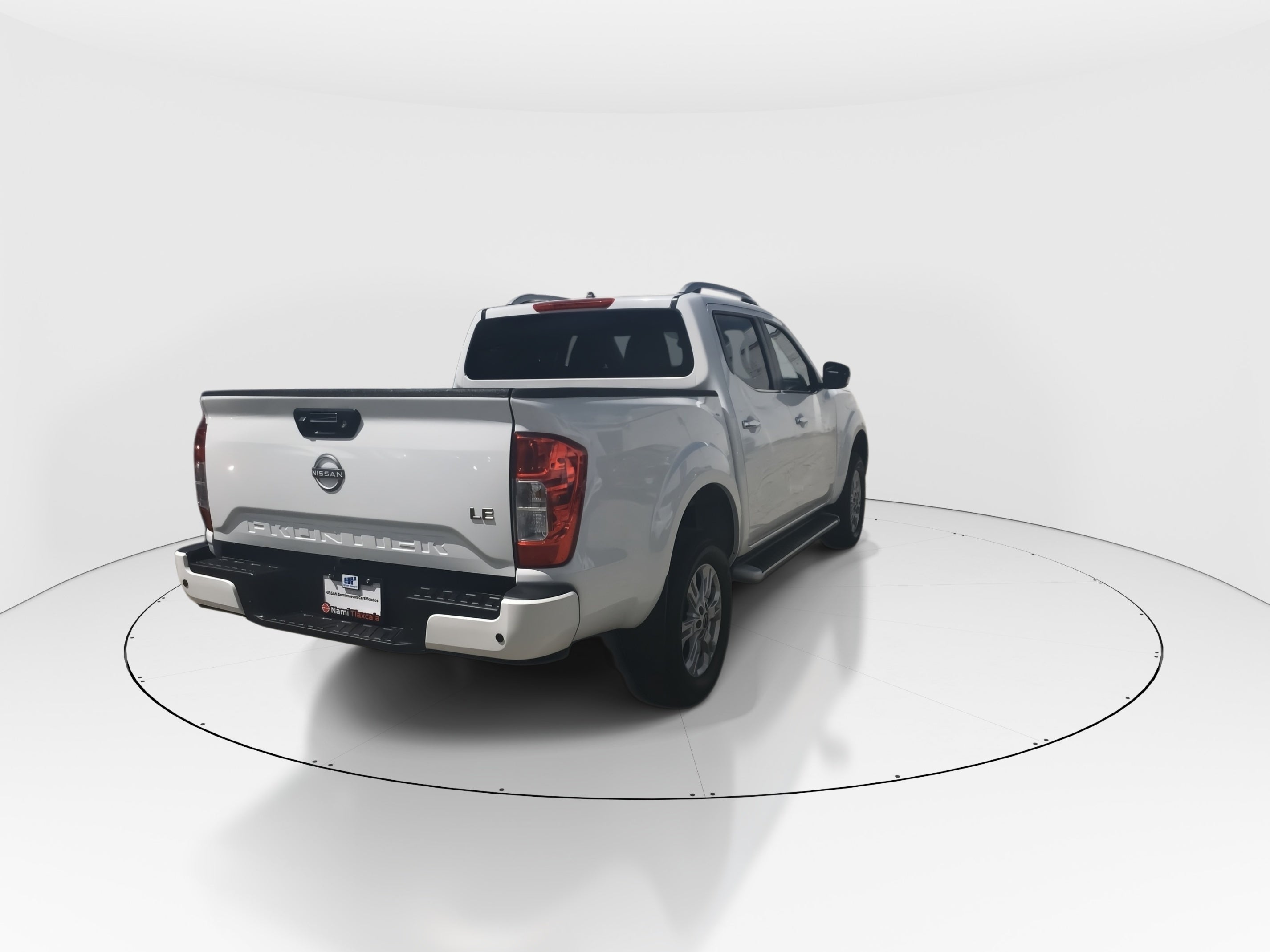 2024 Nissan Frontier 4p LE L4/2.5 Man