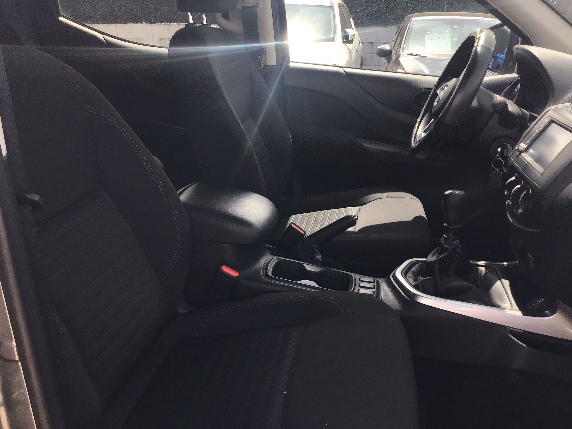 2025 Nissan Frontier 4p XE L4/2.5 Man