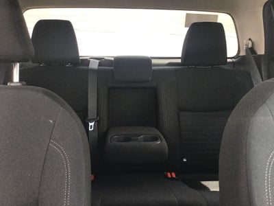 2025 Nissan Frontier 4p XE L4/2.5 Man