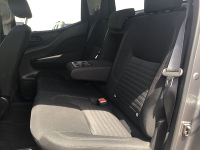 2025 Nissan Frontier 4p XE L4/2.5 Man