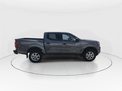 2025 Nissan Frontier 4p XE L4/2.5 Man
