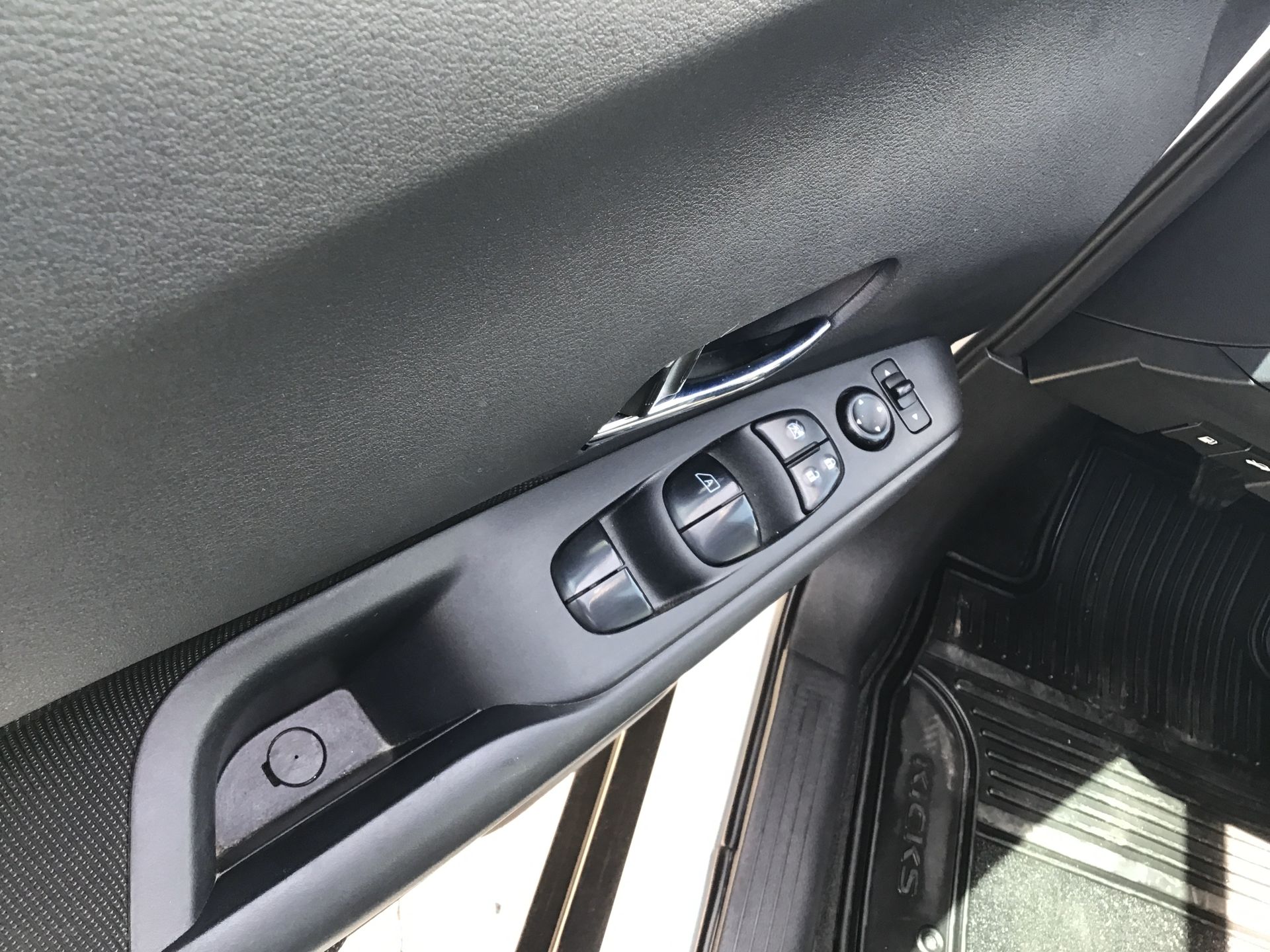 2024 Nissan Kicks 5p Advance L4/1.6 Man