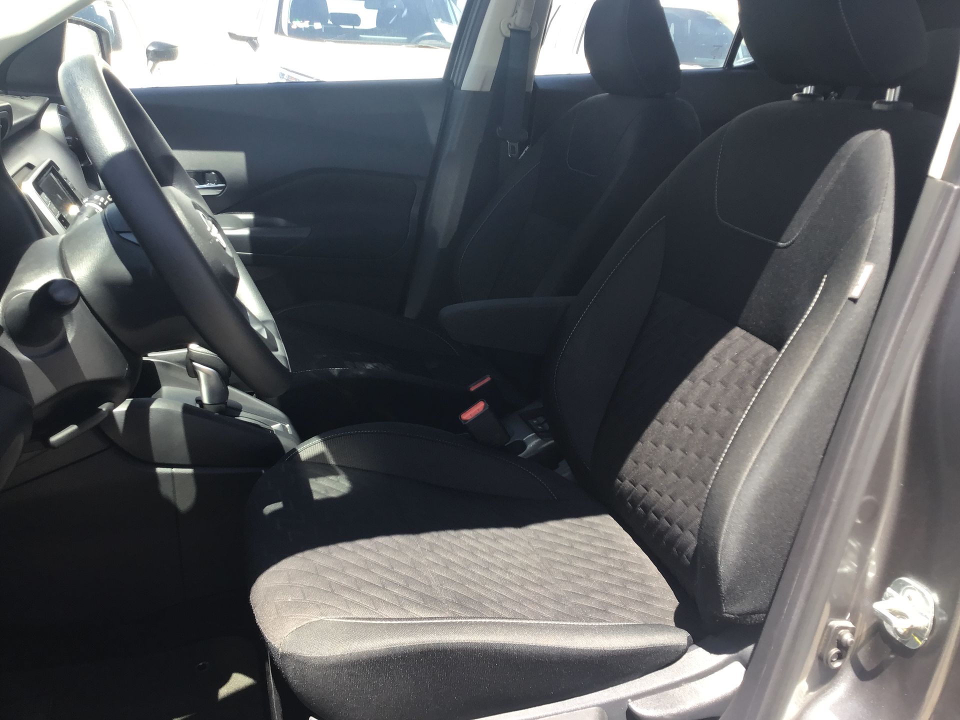 2025 Nissan Kicks 5p Play Advance L4/1.6 Aut