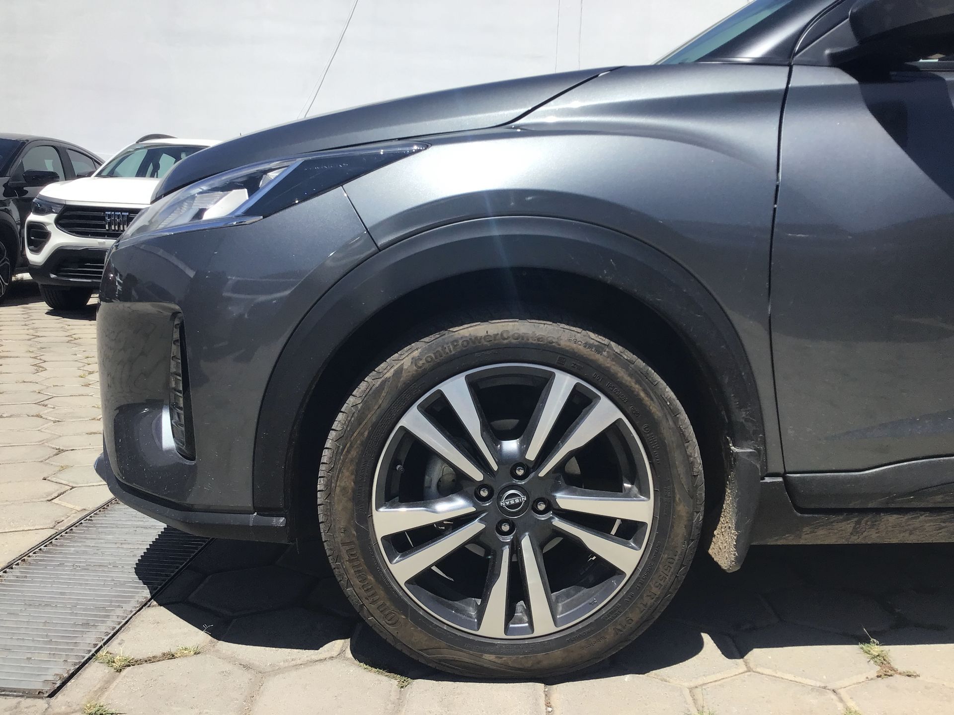 2025 Nissan Kicks 5p Play Advance L4/1.6 Aut