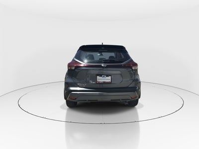 2025 Nissan Kicks 5p Play Advance L4/1.6 Aut