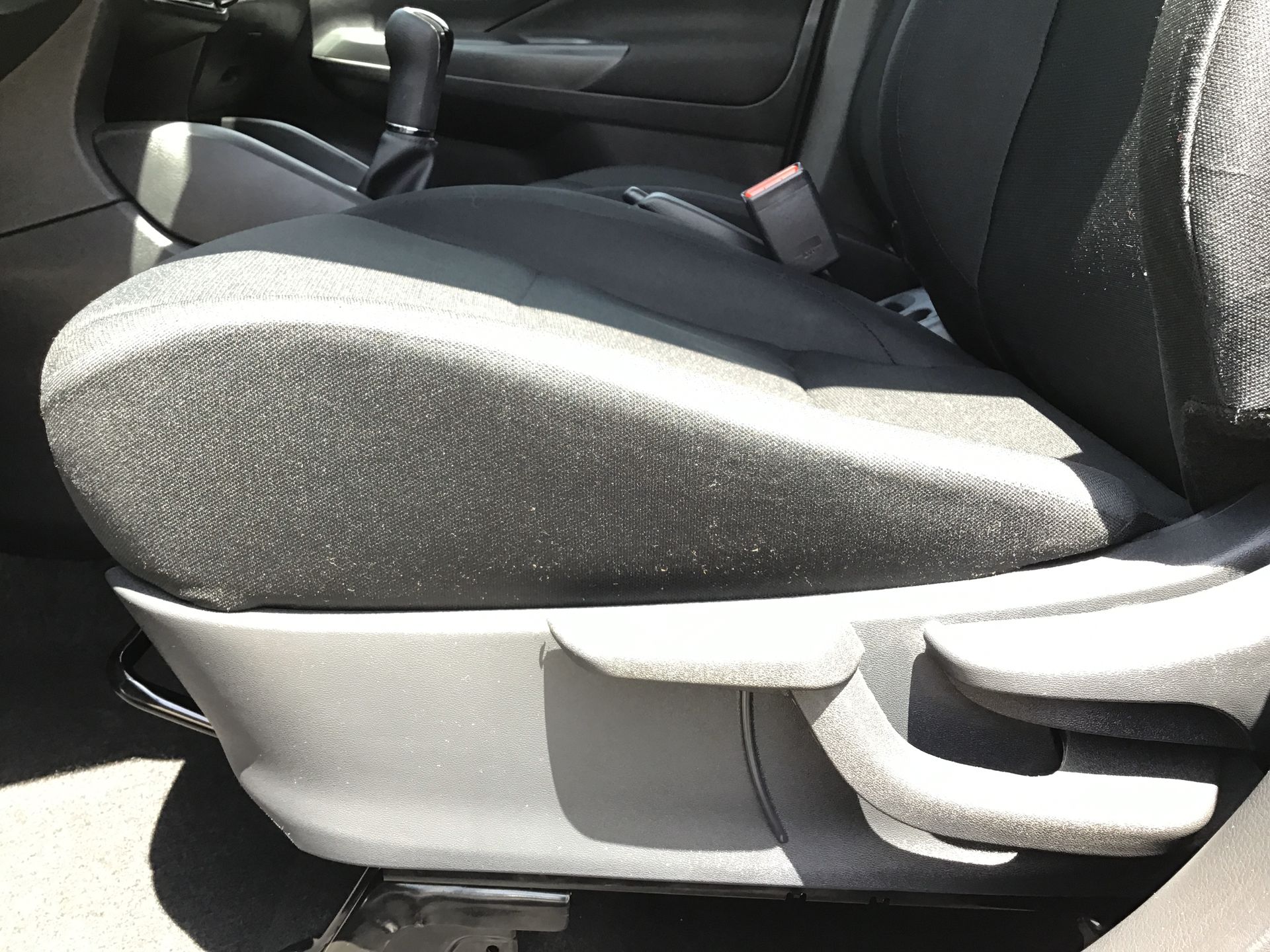 2025 Nissan Kicks 5p Play Advance L4/1.6 Man