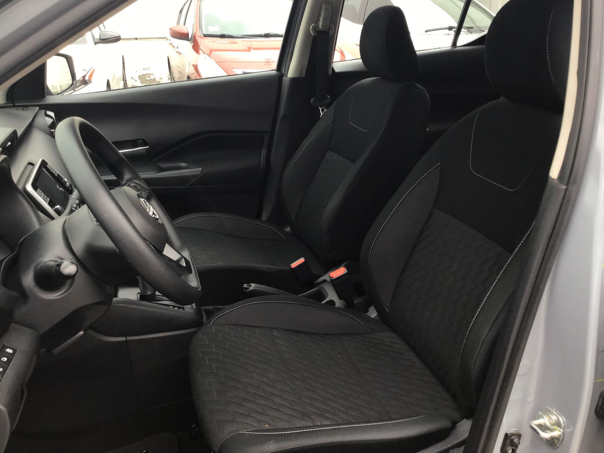 2025 Nissan Kicks 5p Play Advance L4/1.6 Aut