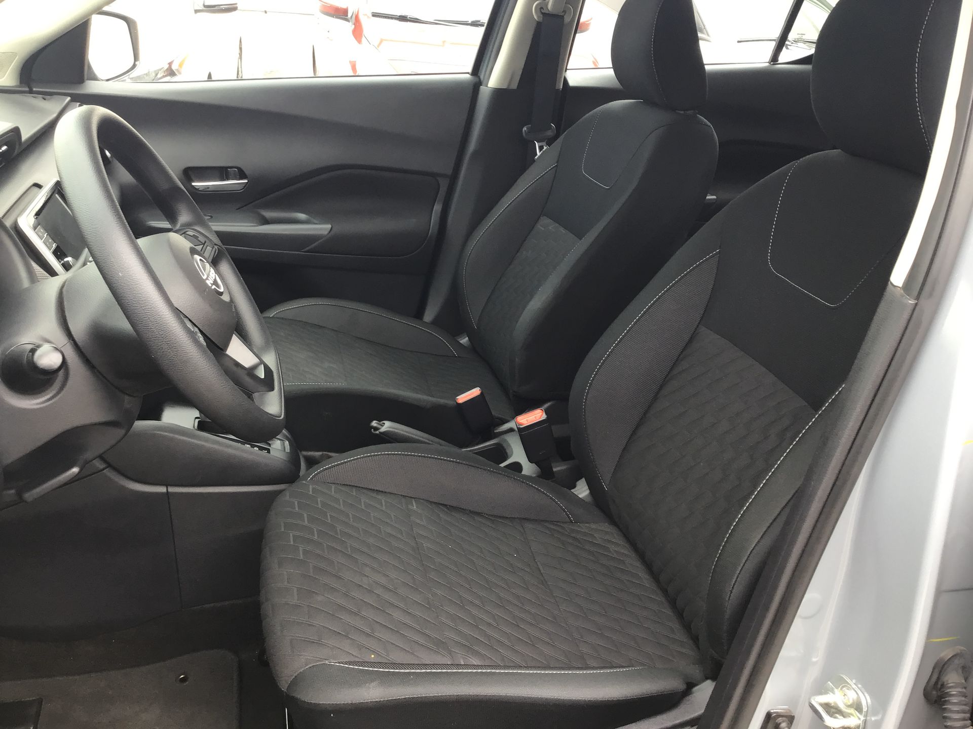 2025 Nissan Kicks 5p Play Advance L4/1.6 Aut