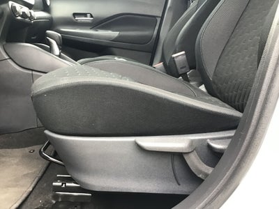 2025 Nissan Kicks 5p Play Advance L4/1.6 Aut