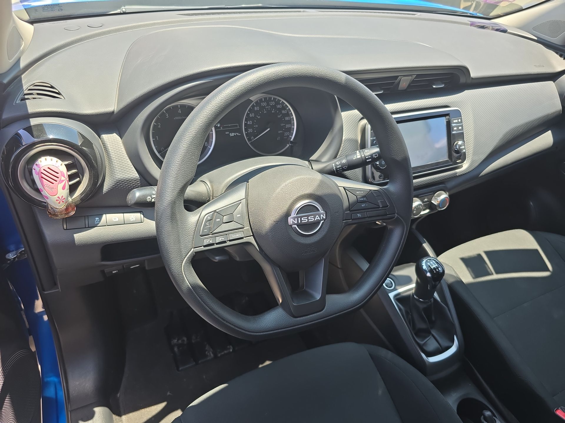 2025 Nissan Kicks 5p Play Advance L4/1.6 Man