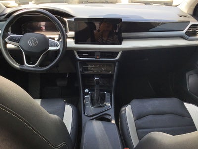 2025 Volkswagen Taos 5p Highline L4/1.4/T Aut