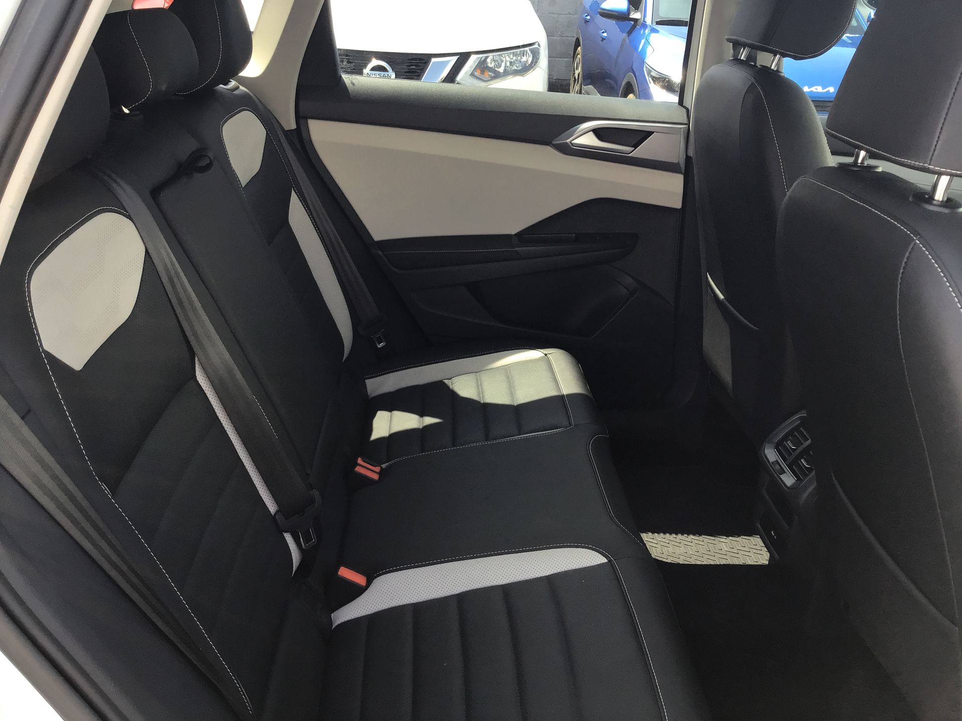 2025 Volkswagen Taos 5p Highline L4/1.4/T Aut