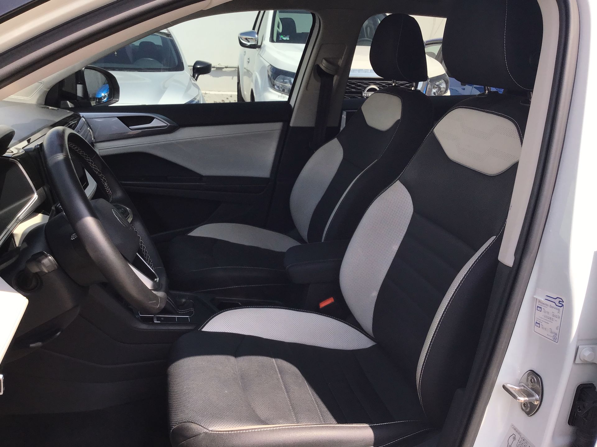 2025 Volkswagen Taos 5p Highline L4/1.4/T Aut