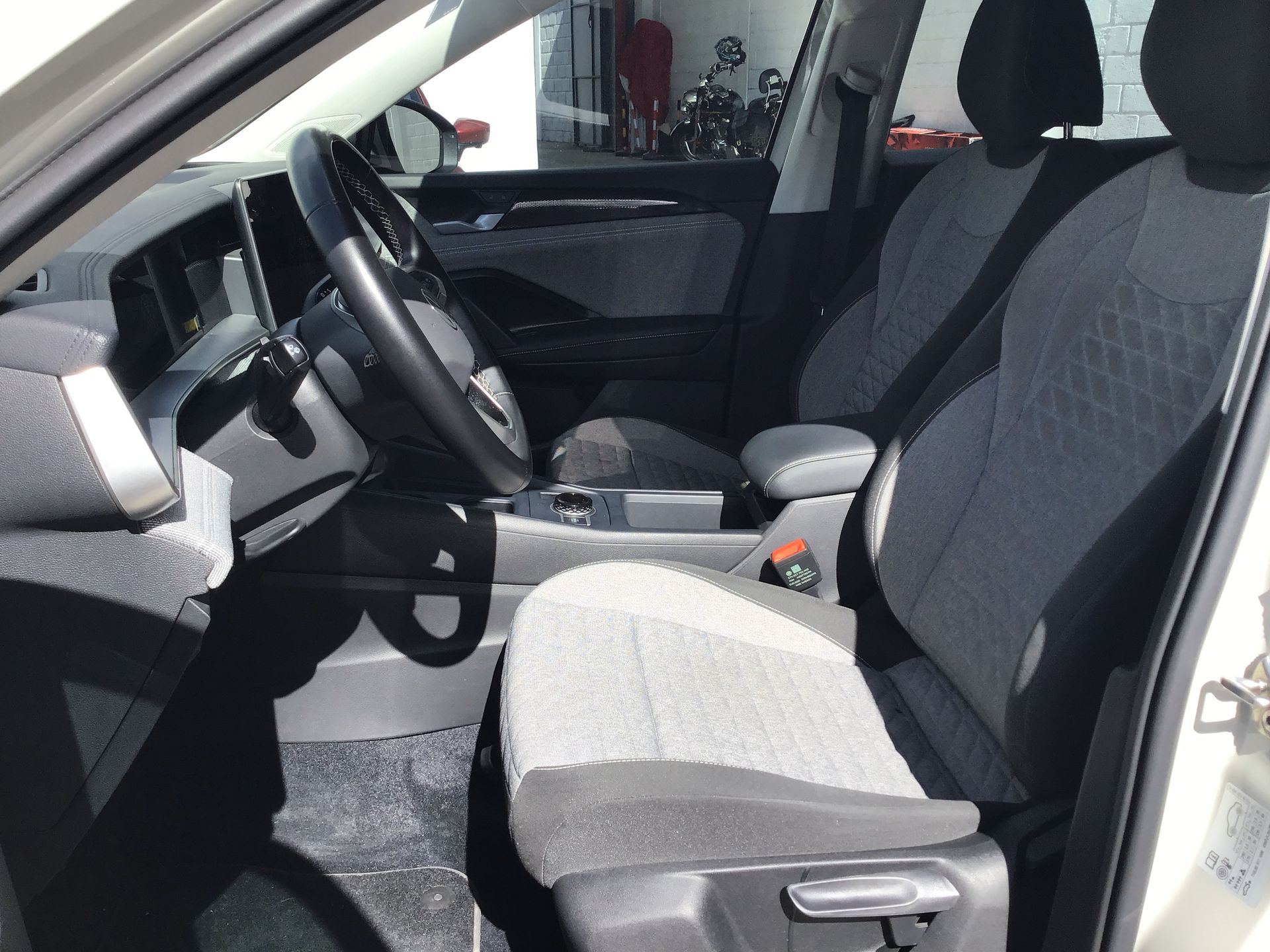 2025 Volkswagen Tiguan 5p Trendline L4/1.4/T Aut