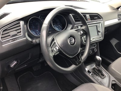 2020 Volkswagen Tiguan 5p Trendline plus 1.4 L4/1.4/T Aut