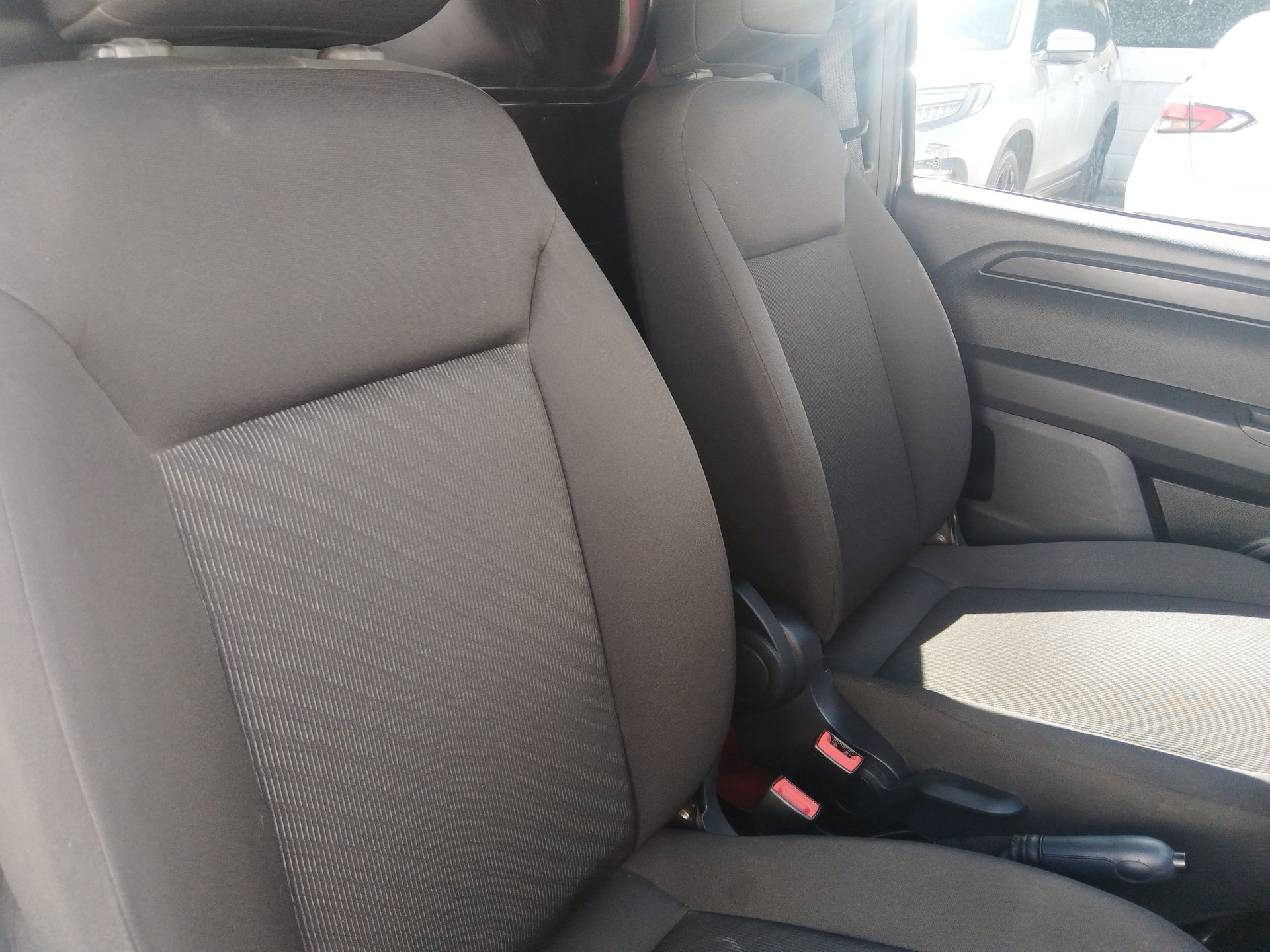 2025 Peugeot Partner Rapid 5p L4/1.4 Man