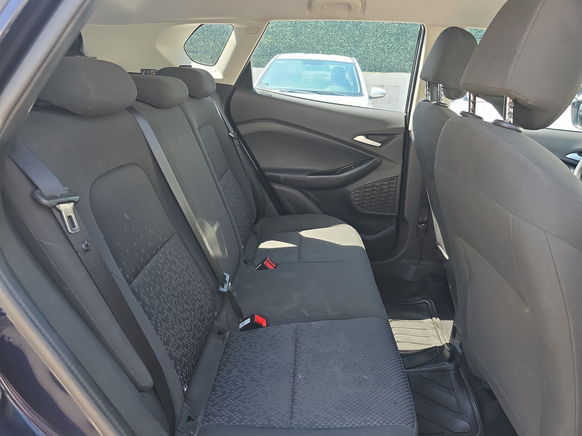 2023 Chevrolet Tracker 5p LS L3/1.2/T Man (A)