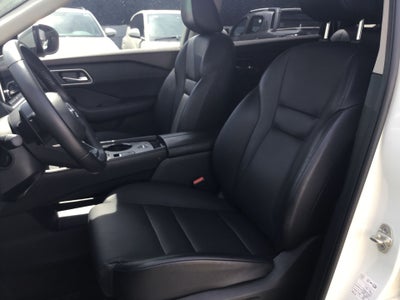 2026 Nissan X-Trail 5p Exclusive 2 Row L4/2.5 Aut