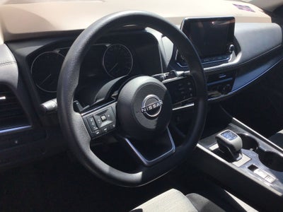 2025 Nissan X-Trail 5p Advance 2 Row L4/2.5 Aut