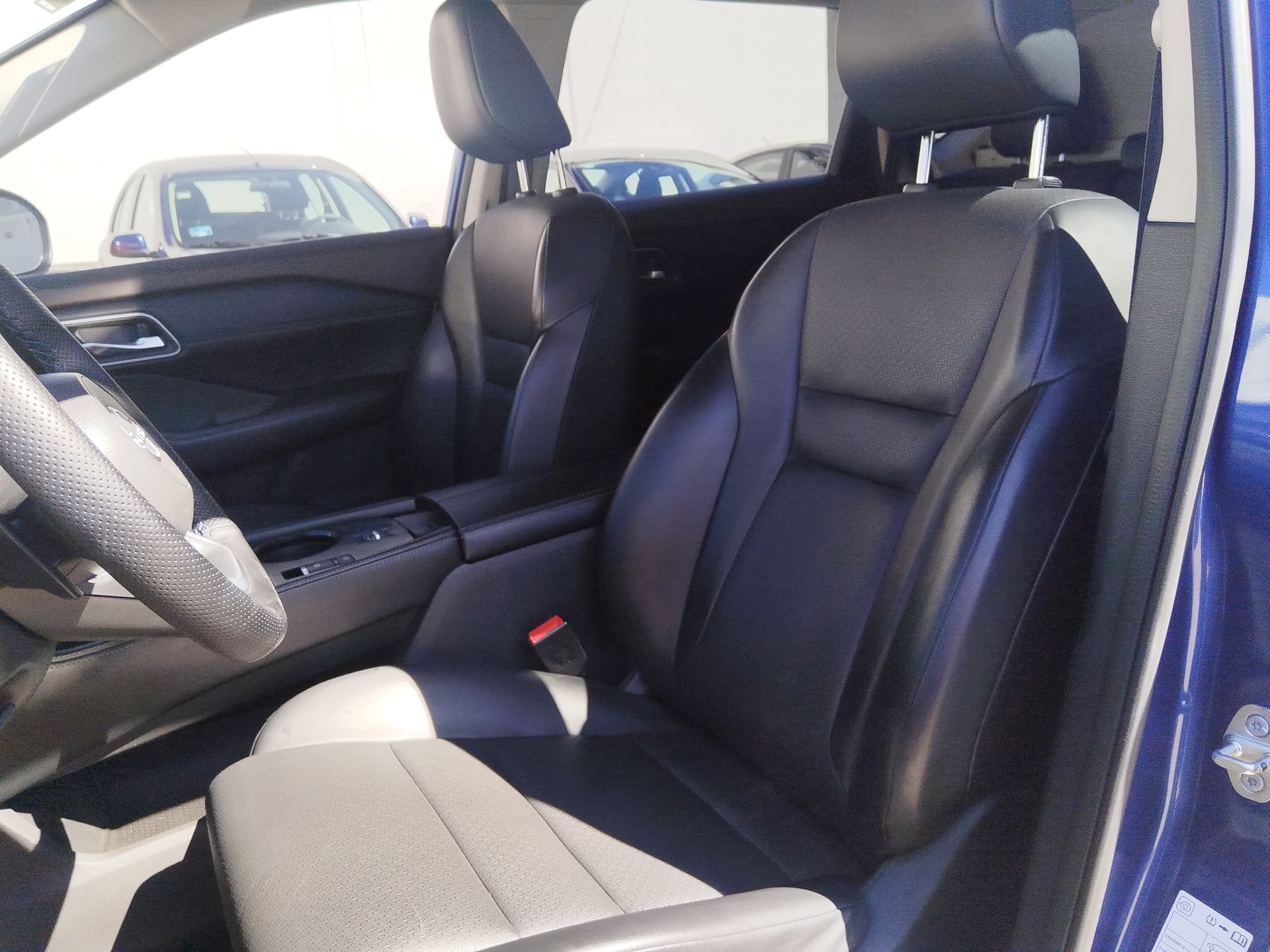 2024 Nissan X-Trail 5p Platinum 2 Row L4/2.5 Aut