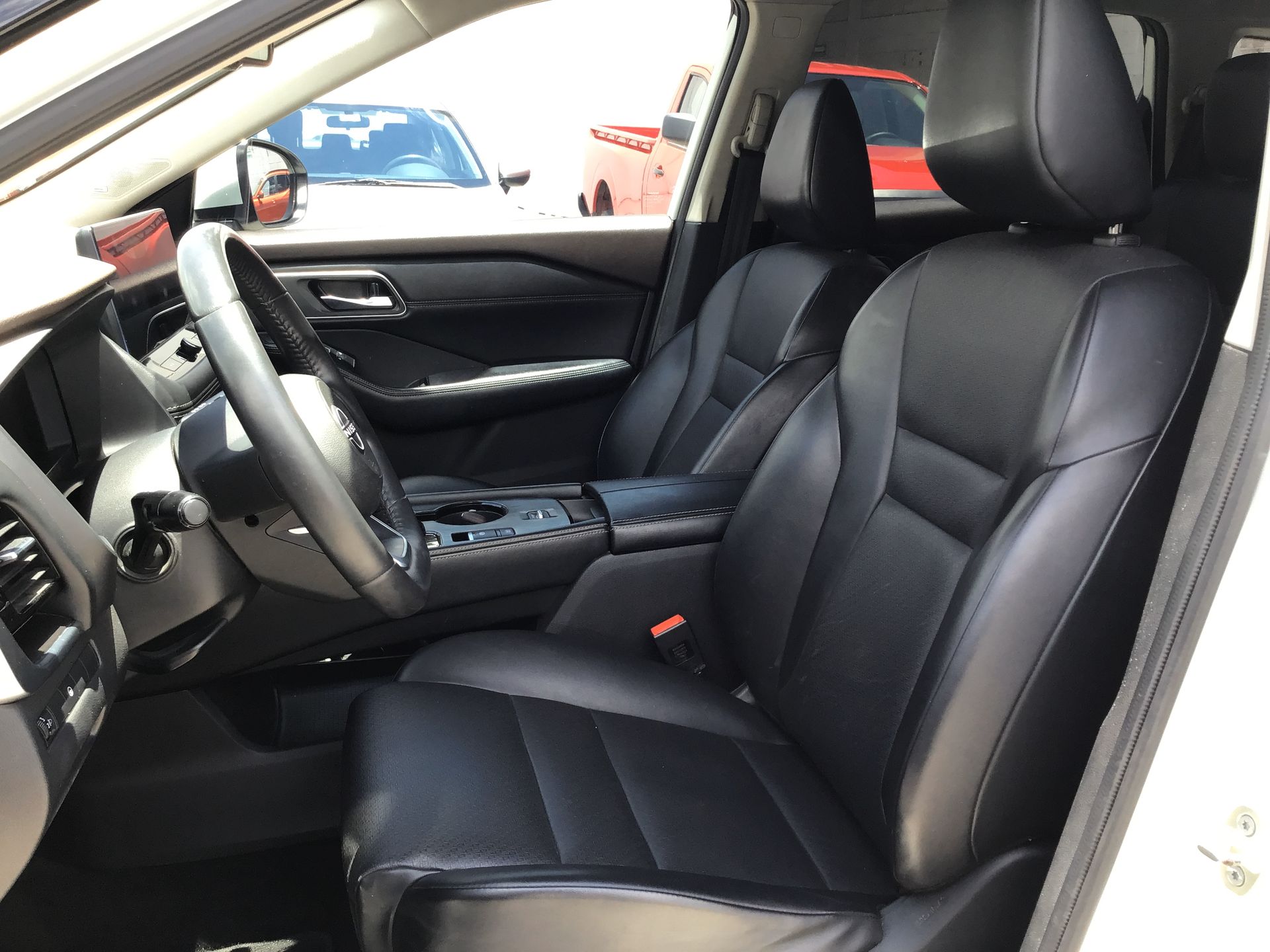 2024 Nissan X-Trail 5p Platinum 2 Row L4/2.5 Aut