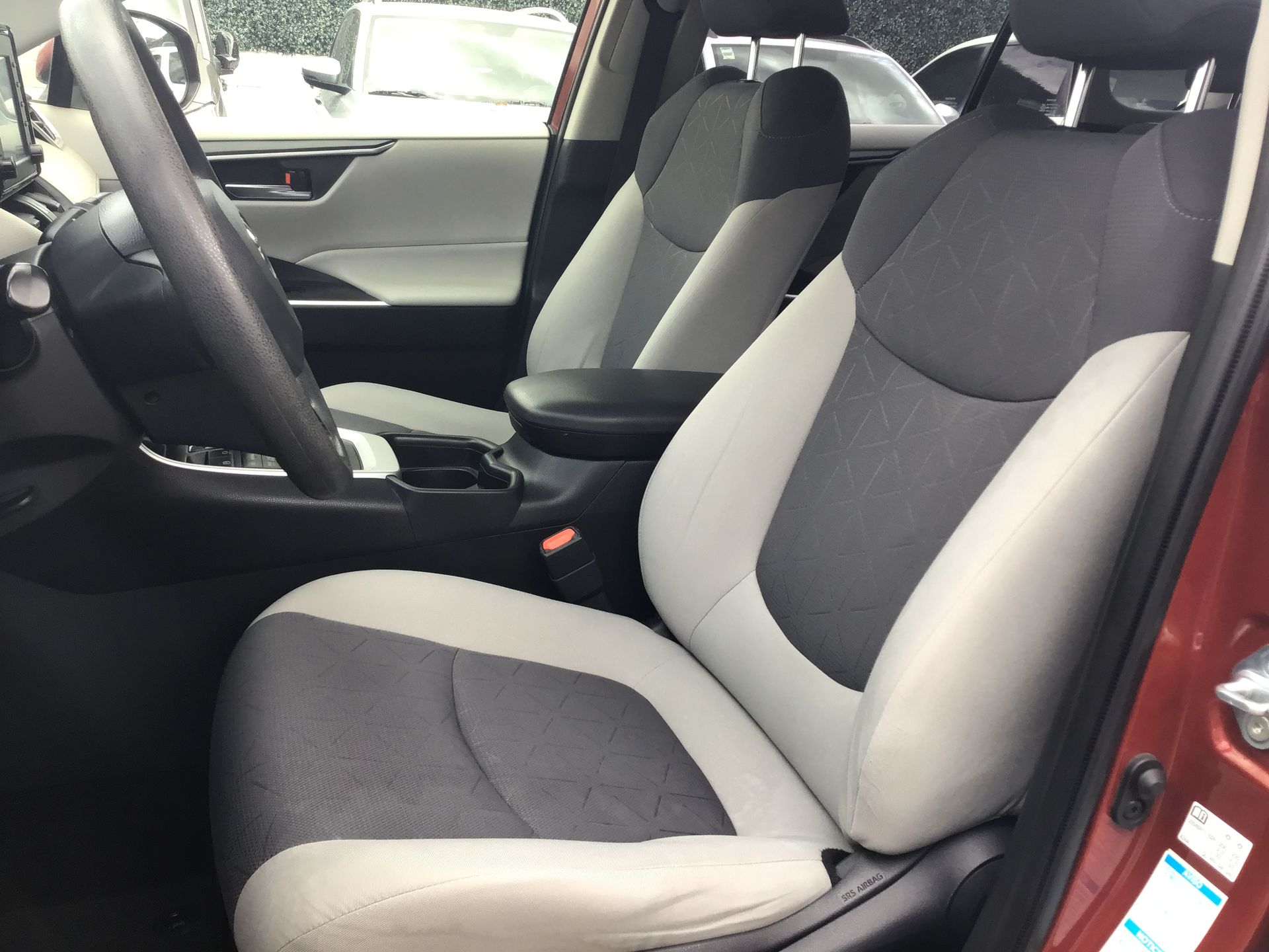 2019 Toyota RAV4 5p XLE L4/2.5 Aut