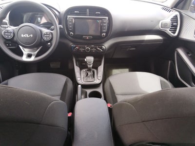 2023 Kia Soul 5p LX L4/1.6 Aut