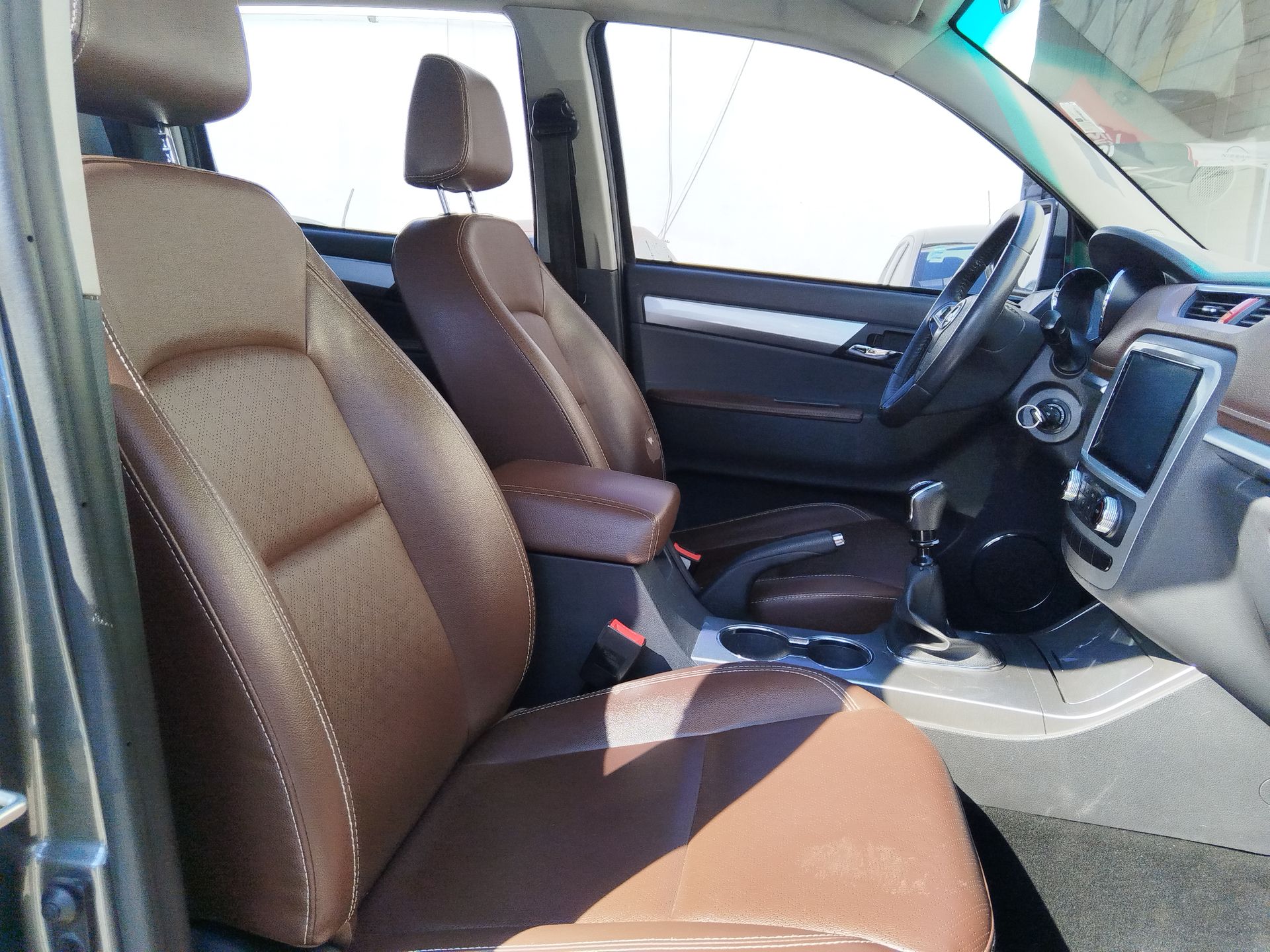 2023 JAC Frison 4p T8 Doble Cabina L4/2.0/T Man