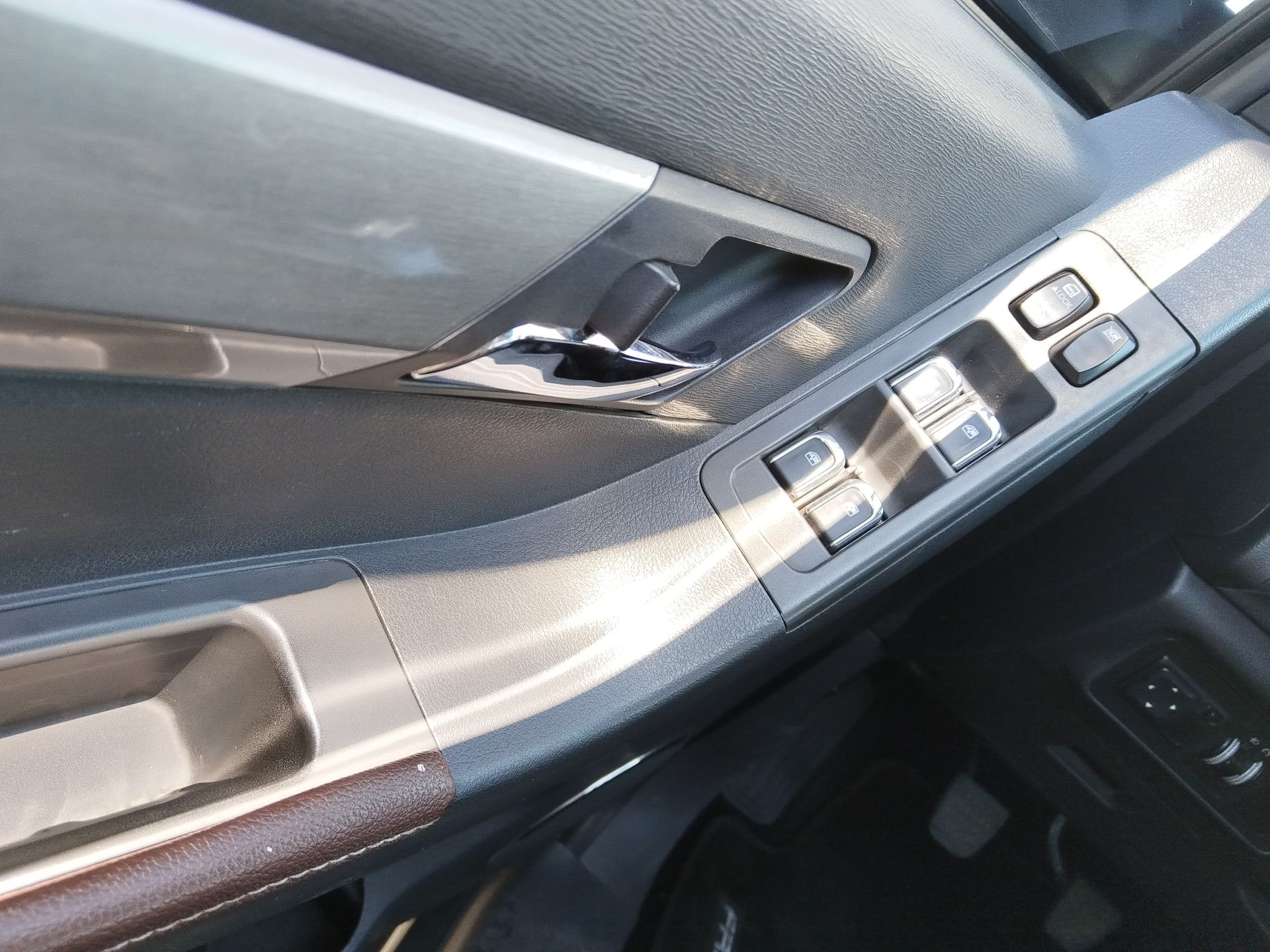 2023 JAC Frison 4p T8 Doble Cabina L4/2.0/T Man